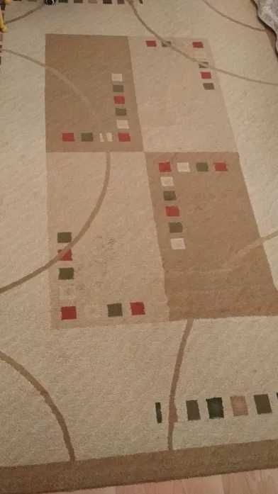 Продам ковер в отличном состоянии 2х3