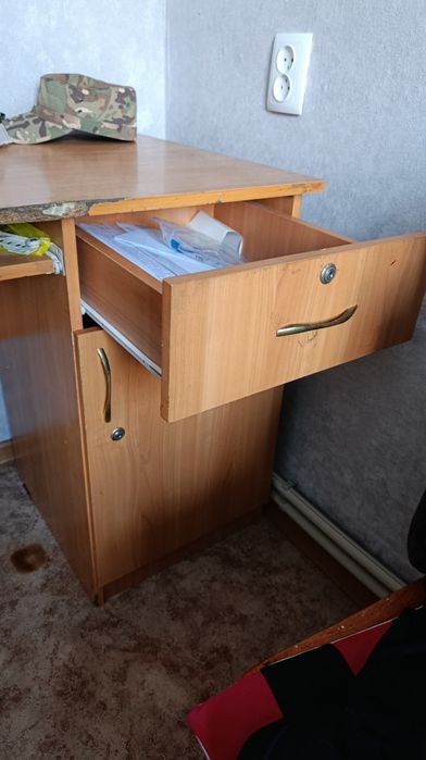 Компьютерный стол