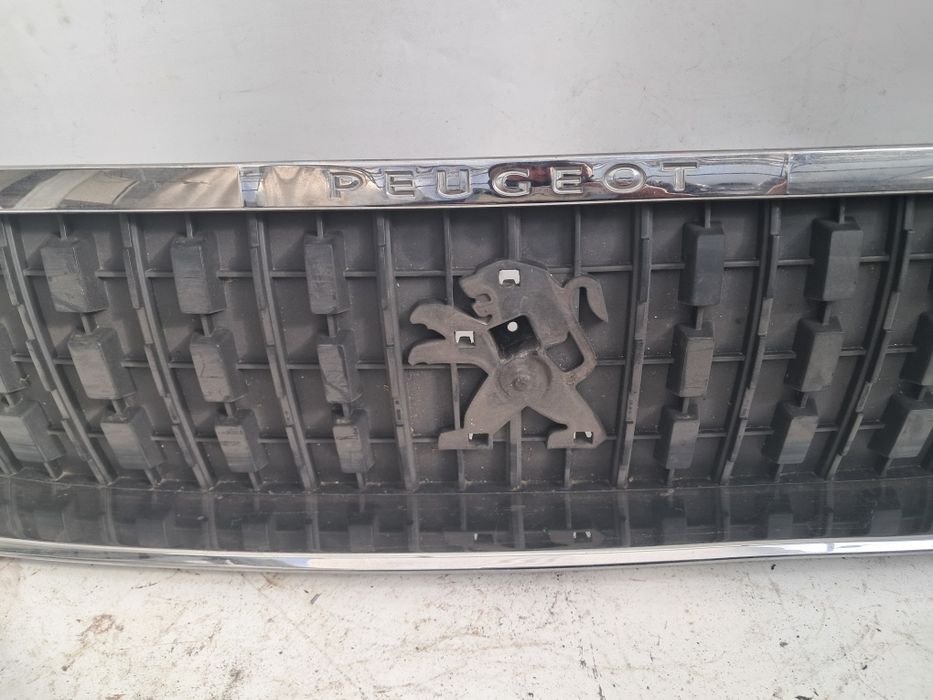 Грил решетка  Peugeot Expert  2016/2022г
