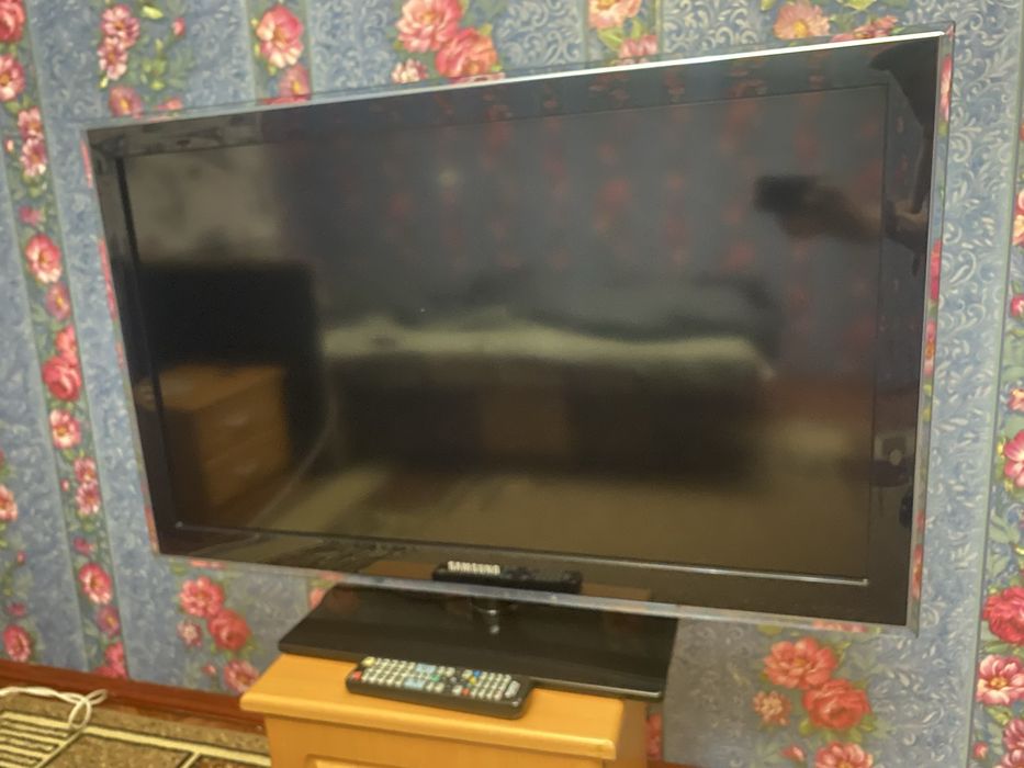 Продам телевизор Samsung
