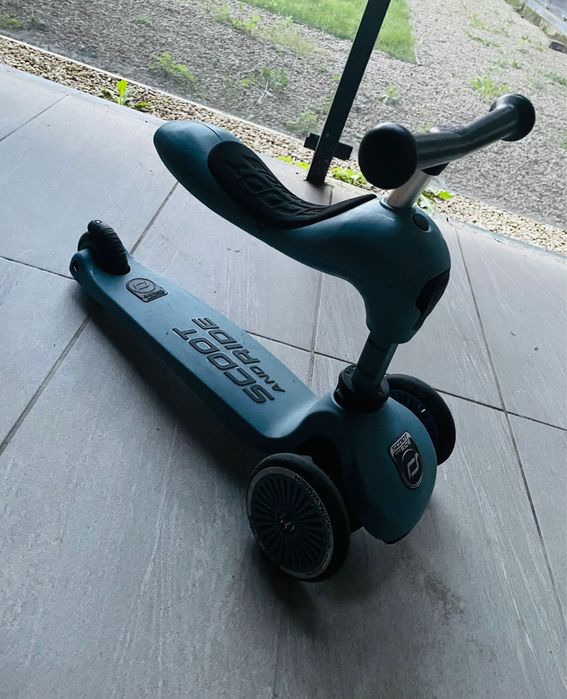 Vand trotineta Scoot co sezut pentru copii