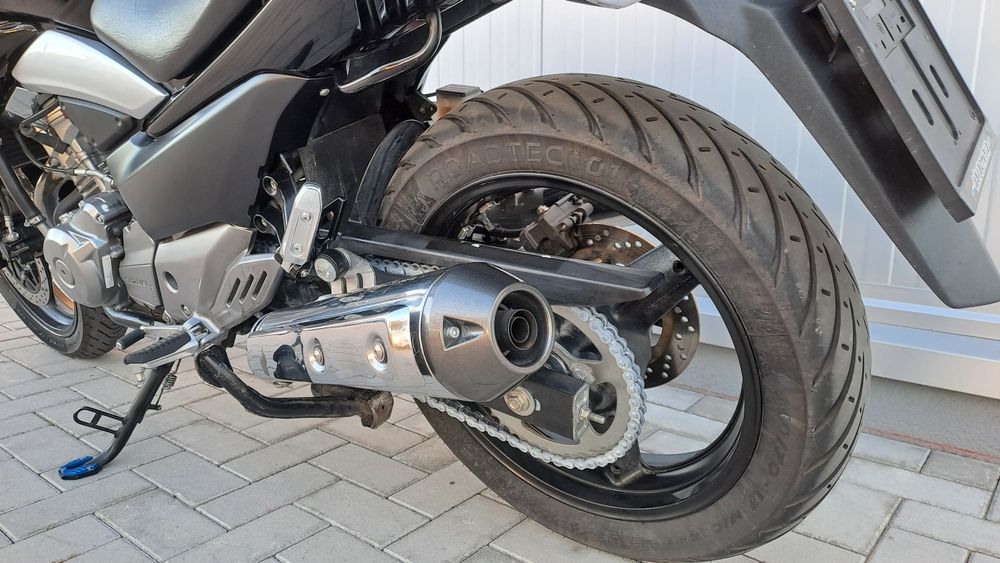 MotoFly Ploiesti vinde Suzuki GW250 Inazuma
