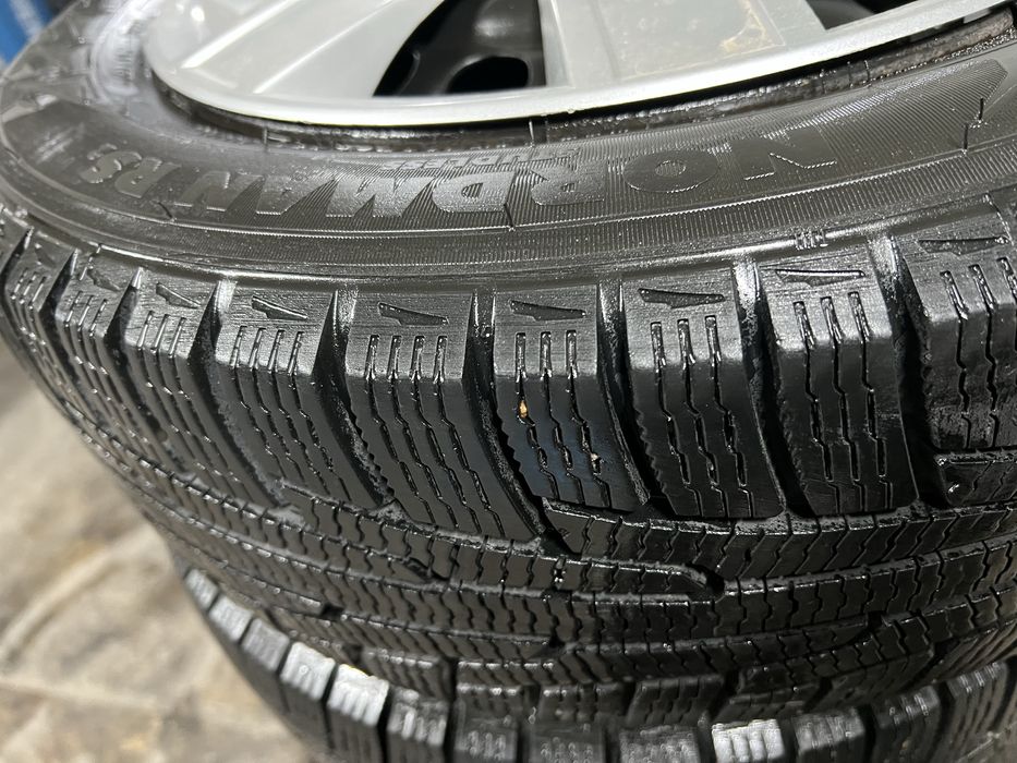 Зимние нокиан 185/60:14