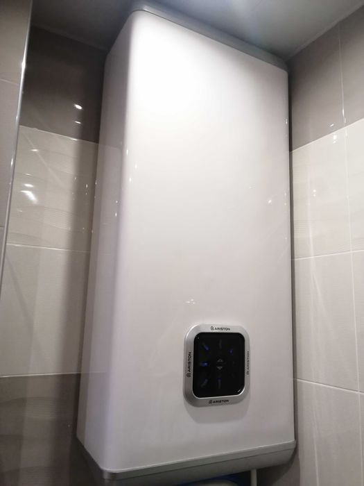 Бойлер Ariston VELIS 80