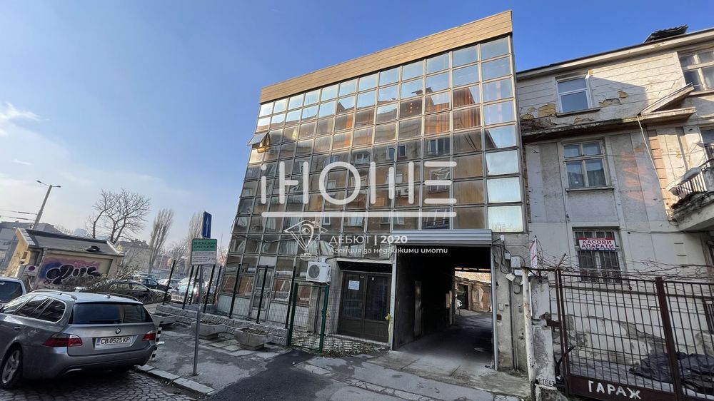 Продава се Парцел в София, Център - 1500 кв.м за 1334 €/кв.м - Снимка #1