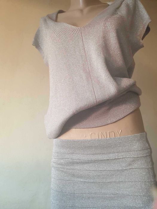 Rochie scurta tricotata M Noua si altele MNG