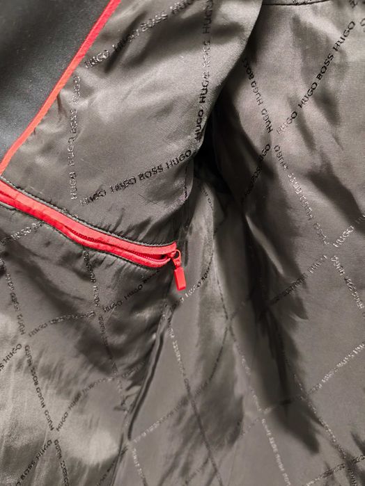 Мъжко палто Hugo BOSS размер S