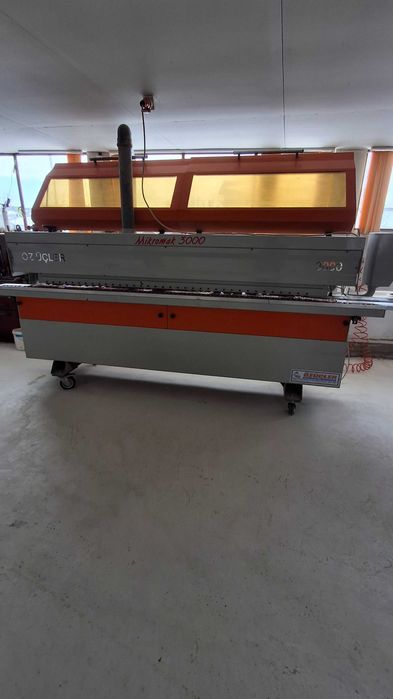 Продавам форматен разкройващ циркуляр  и кантираща машина
