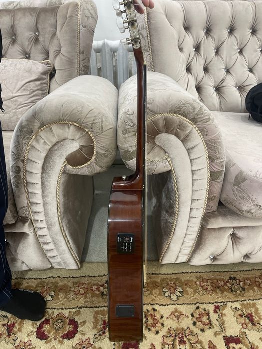 Класическая гитара ibanez