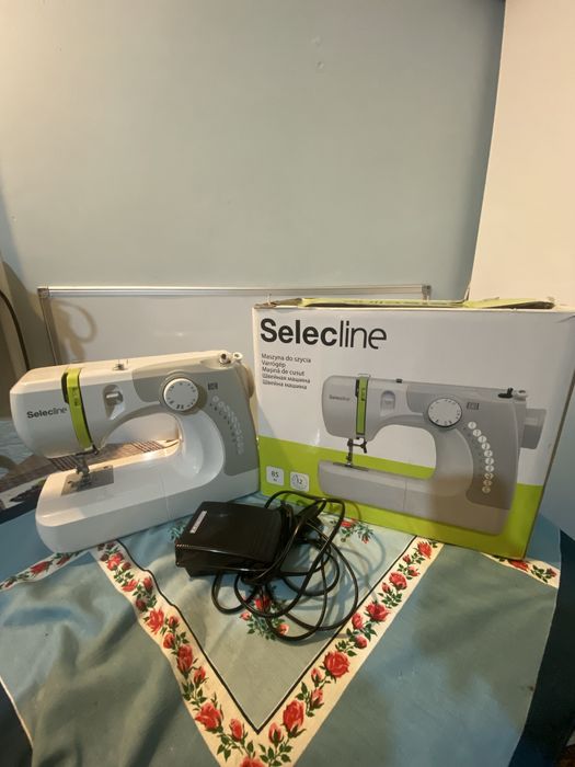 Masina de cusut Selecline