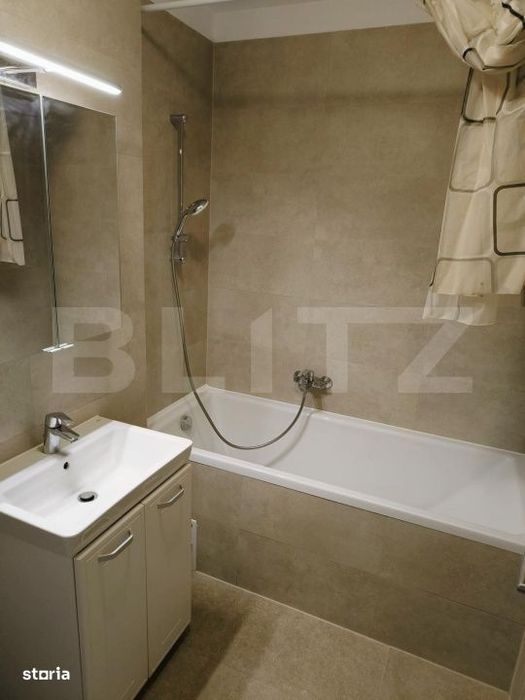 Apartament de vanzare, 46 mp, parcare, zona Tractorul - Kasper