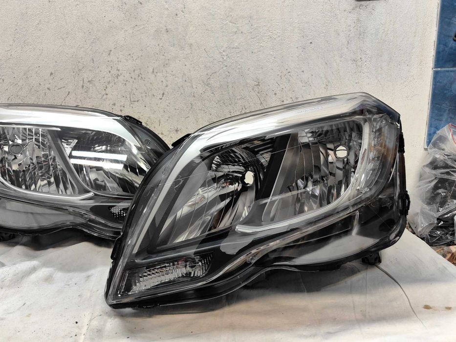 Оригинални фарове Мерцедес ГЛК  Mercedes GLK Feis