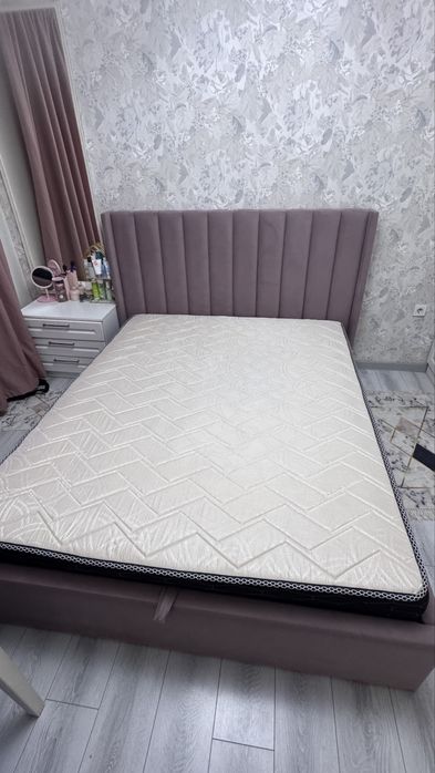 2-ух спальная кровать.