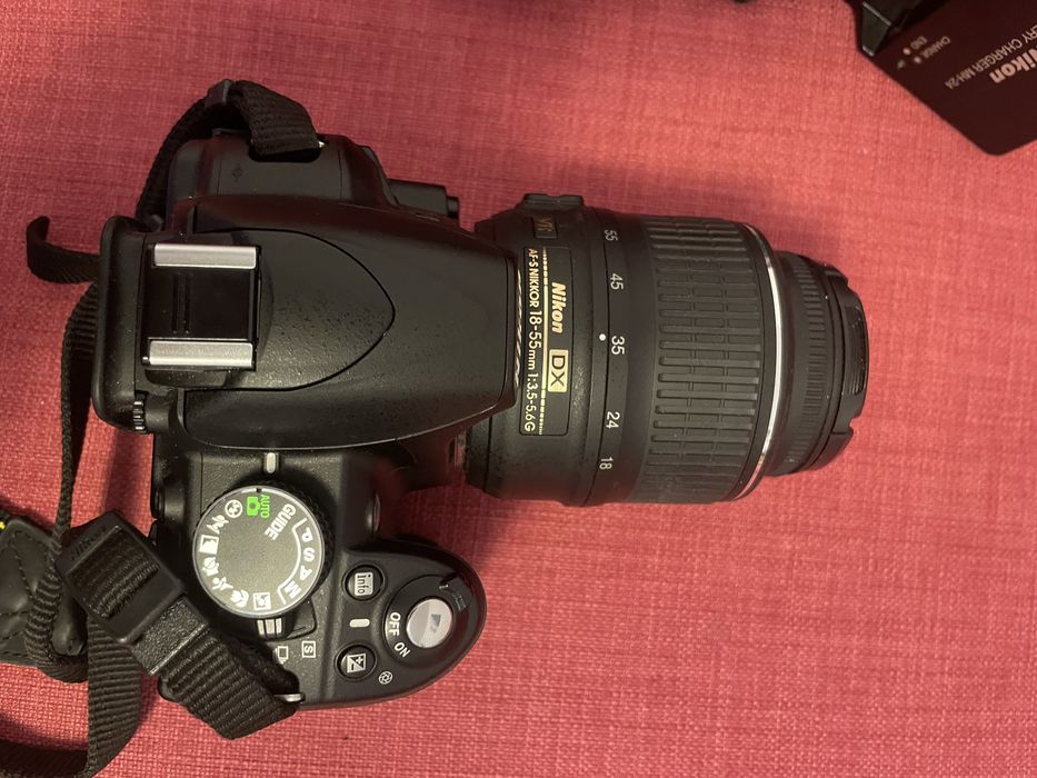 Aparat de Fotografiat Nikon D3100