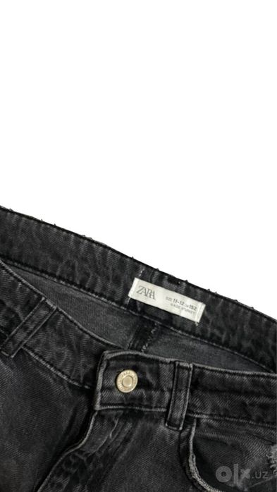 джинсы ZARA.