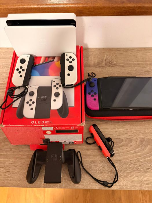 Nintendo Switch Oled jocuri cumpărate și incluse