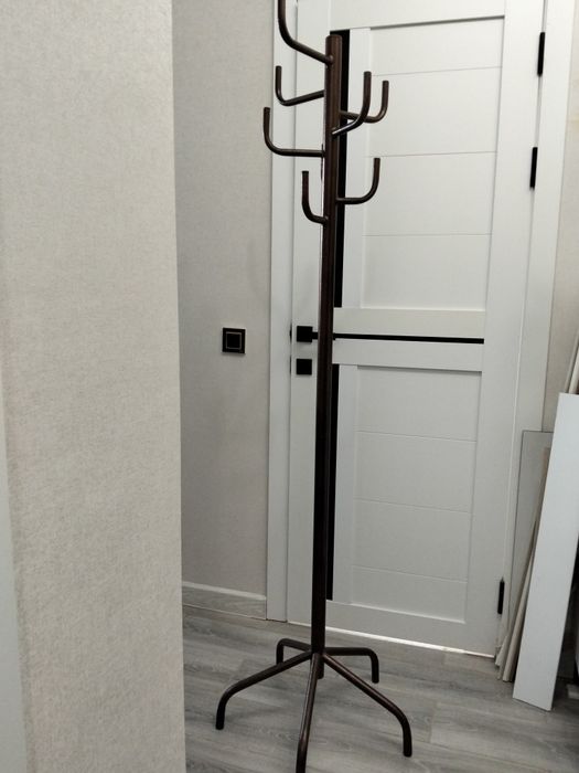 Вешалка напольная