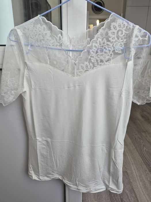 Продам топы новые ажурные