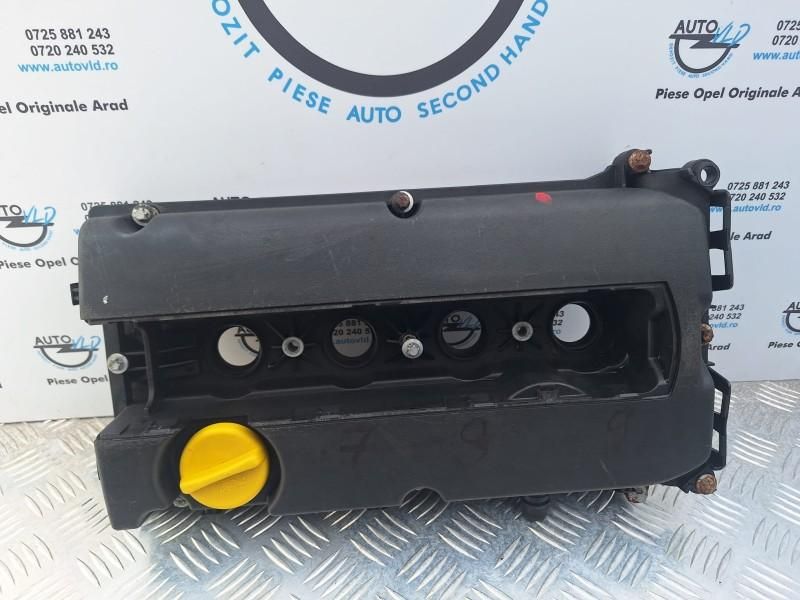 Capac chiulasa culbutori Opel Zafira B Facelift 1.6 i; 1.8 i