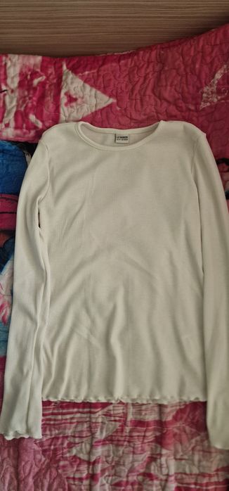 Пуловери, блузки,рокли