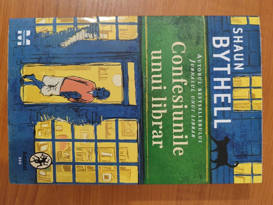 Vând cărți pentru adolescenți și copii în stare foarte bună