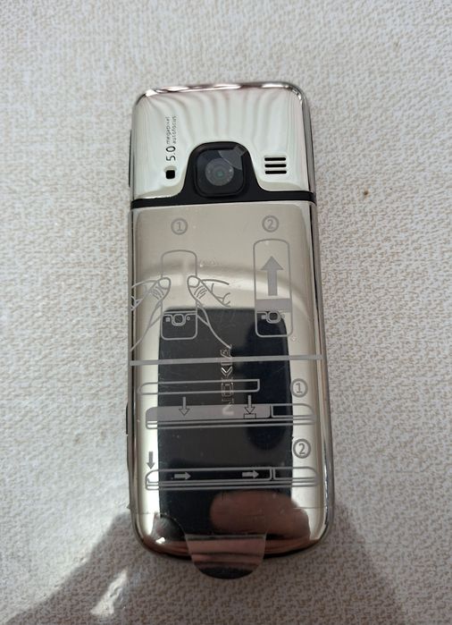 Nokia 6700 klassik