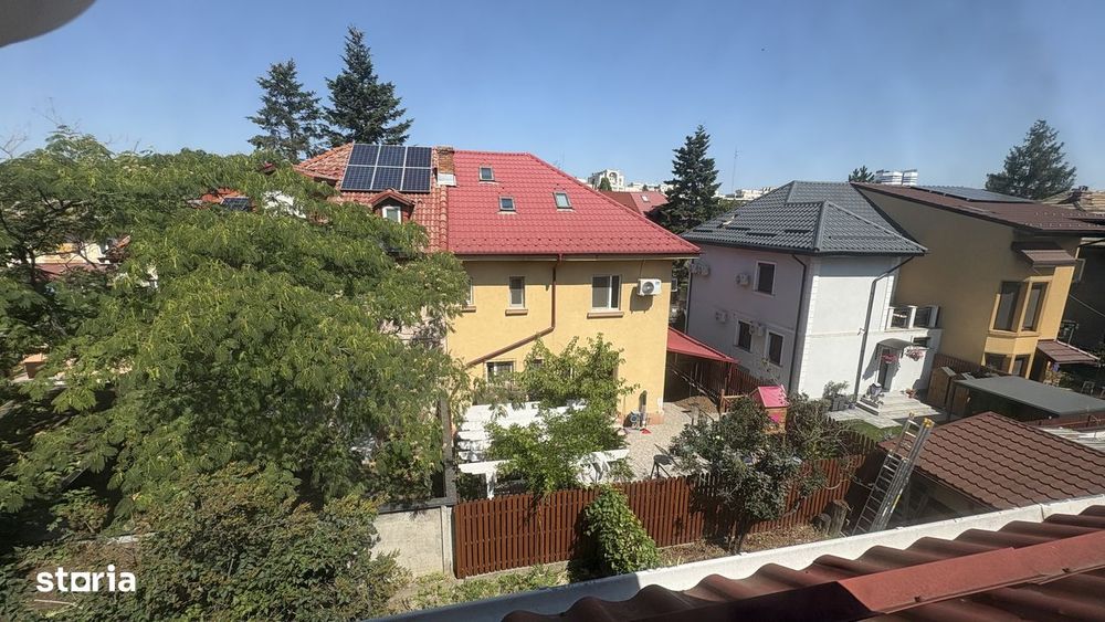 Vila 8 camere in cartier exclusiv de vile, bd Decebal