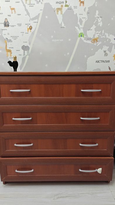 Продам комод фирмы Шатура