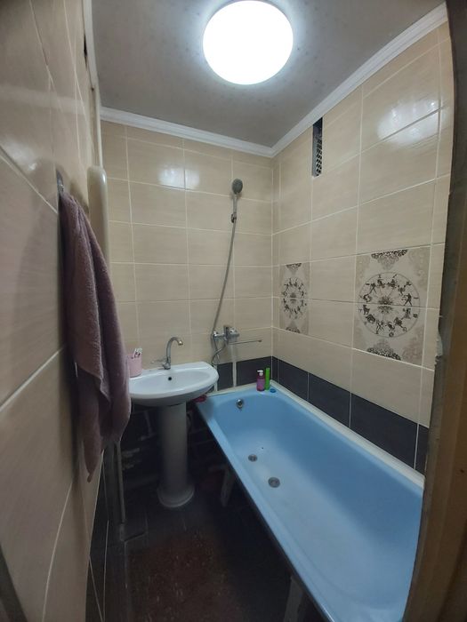 Продается 2х ком.кв в районе Автопарка