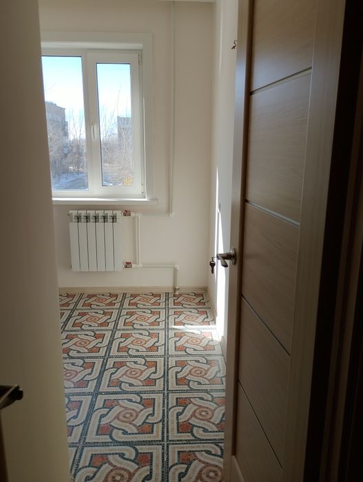 продам квартиру  3 комнатную