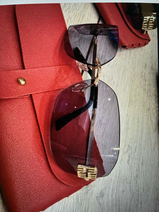 Слънчеви очила M.I.U.