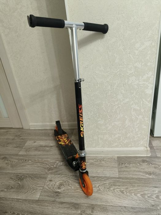 Продам самокат детский