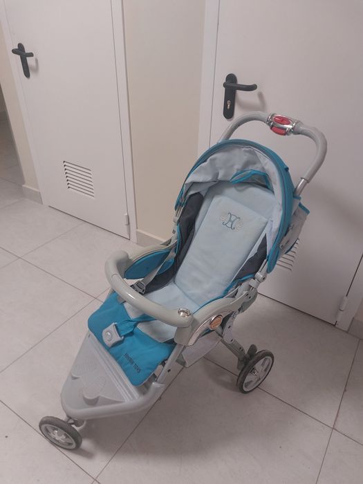 Продам Коляску очень удобная