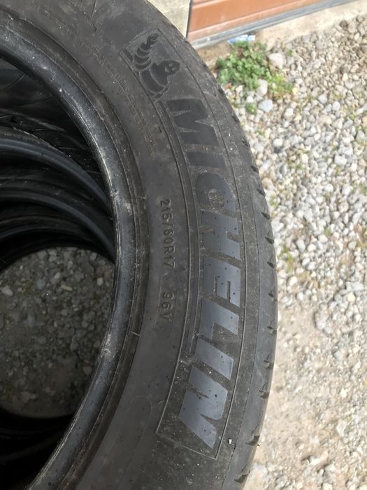 Летни гуми 4бр.215/60R17