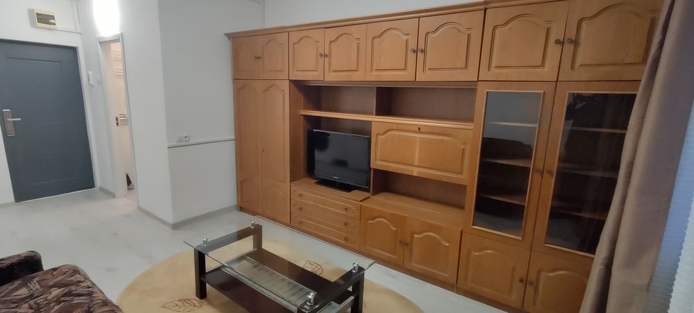 închiriere Studio