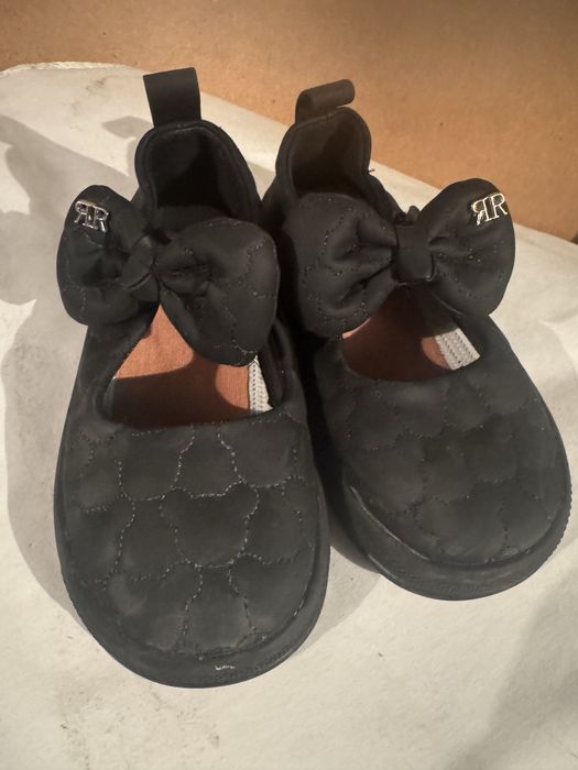 Отдам обувь. Разную