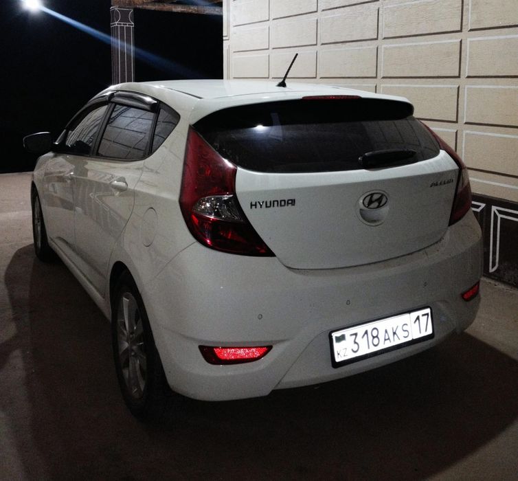 Продаю автомобиль хундай акцент