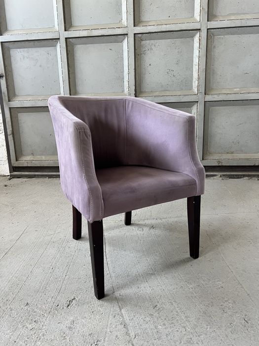 Стул и кресло          .