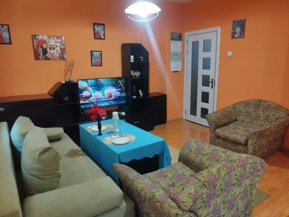 Дава се под наем Двустаен апартамент в Стара Загора, Център - 65 кв.м за 255 € - Снимка #1