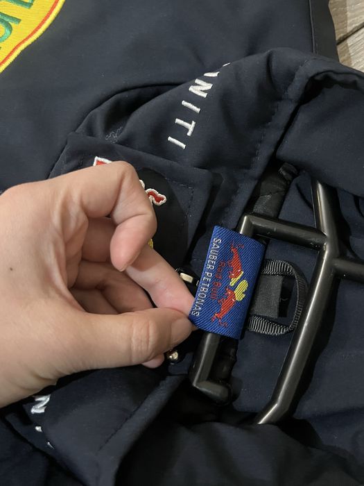 Редбул(Redbull) бомпер.С бирками.О цене договоримся.