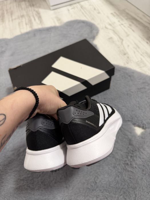 Оригинални маратонки Adidas