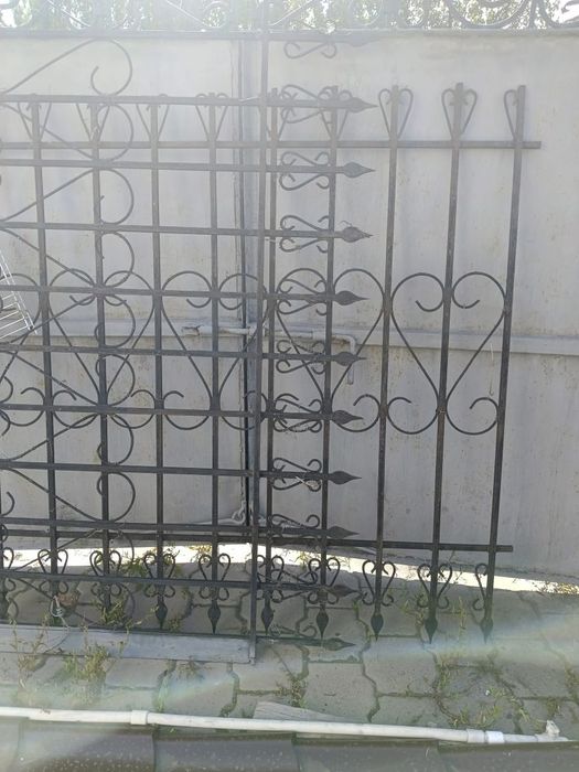 забор кованный 4 шт