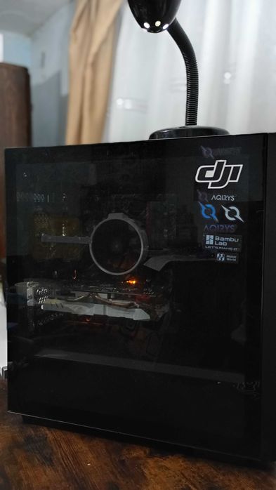 PC Gaming Ryzen 5 / RX580 / SSD 512GB - Negociabil