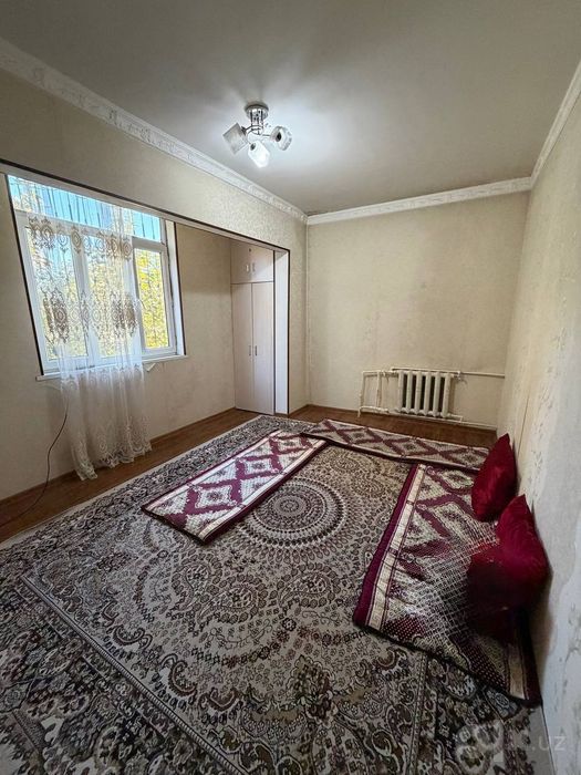 Юнусобод туманида  квартира сотилади срочно