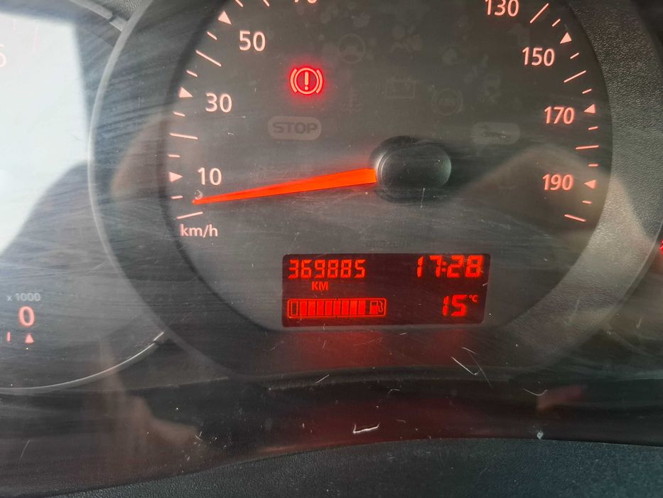 Autoutilitara renault kangoo
