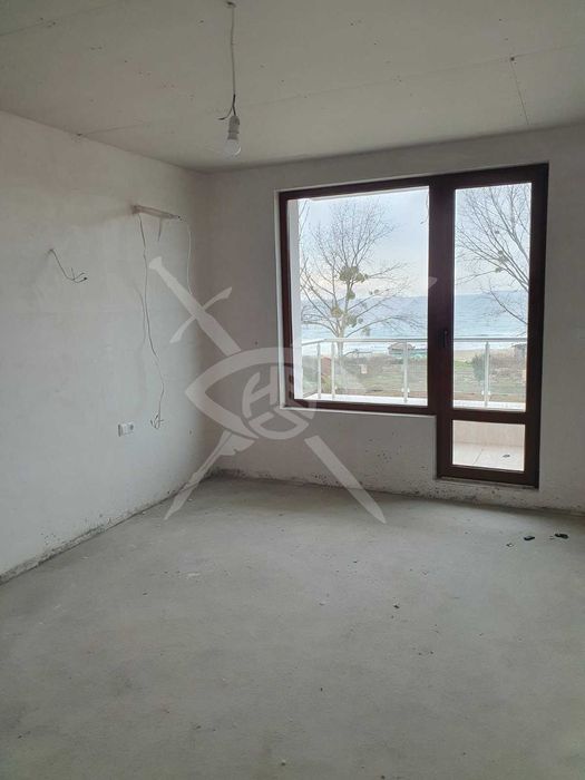 Продава се Двустаен апартамент в Созопол - 113 кв.м за 1885 €/кв.м - Снимка #2