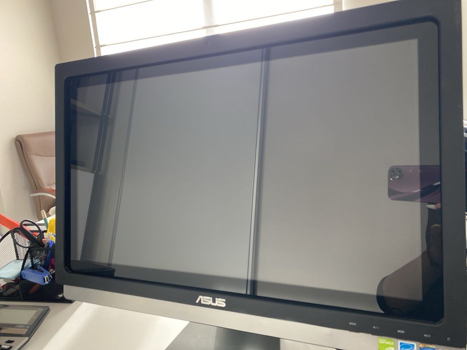 Моноблок, фирма Asus