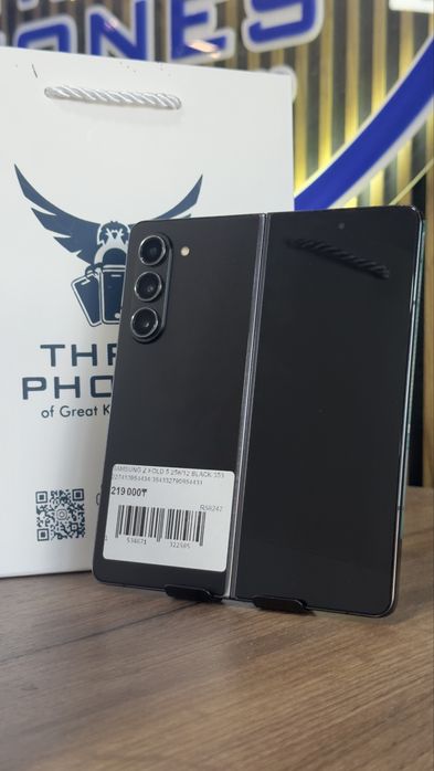 Samsung Z Fold 5 256/12 С гарантией!