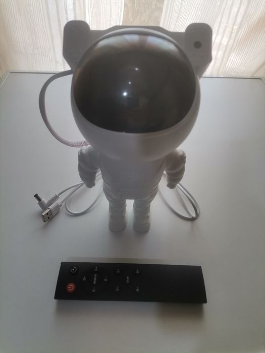 Lumina veghe astronaut pentru copilași