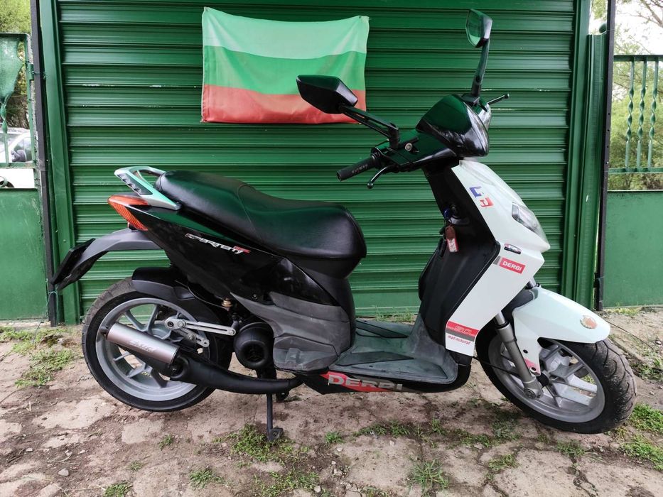 Априлия спортсити 50 Aprilia 50